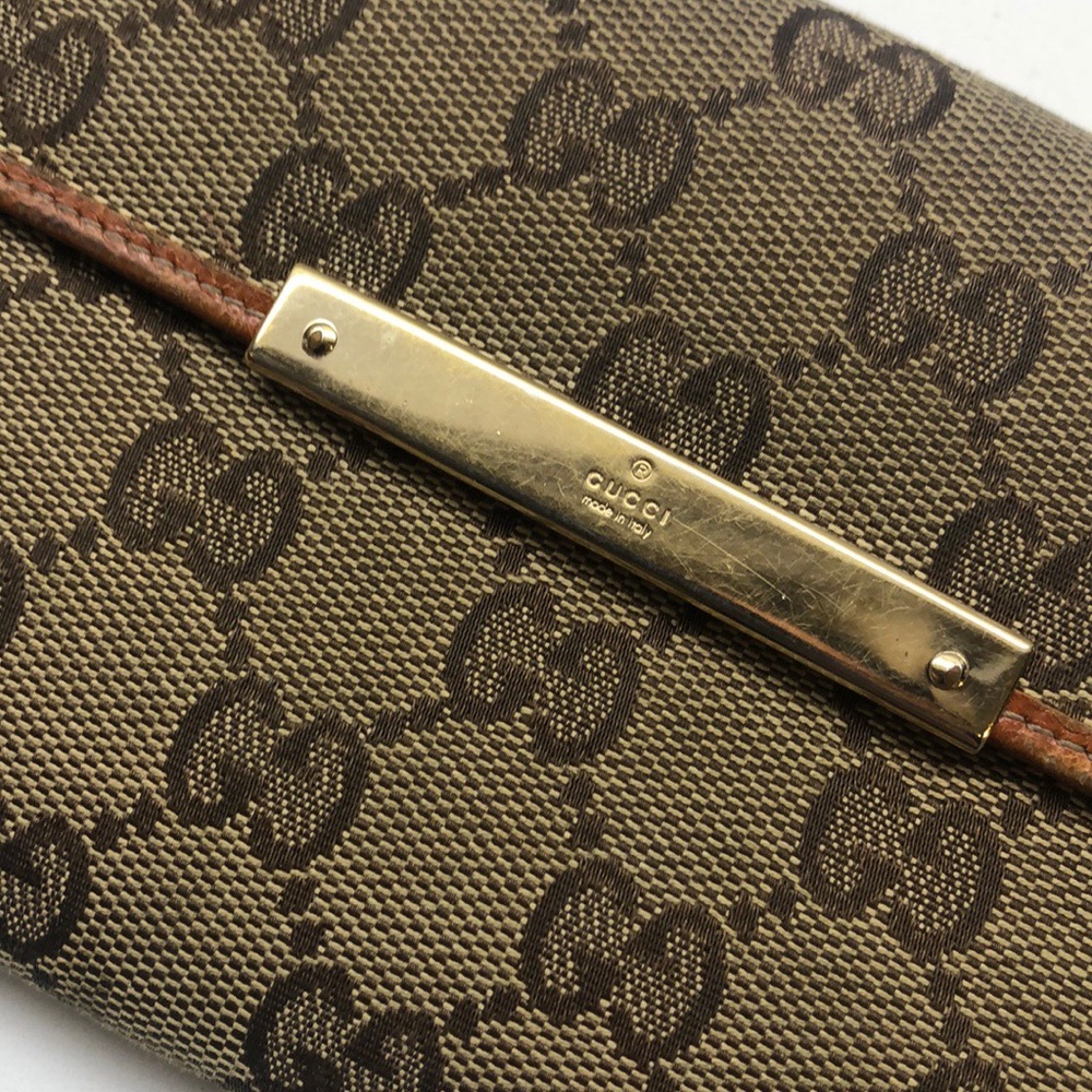 Gucci Signature Monogram Long Wallet - Picture 2 of 6